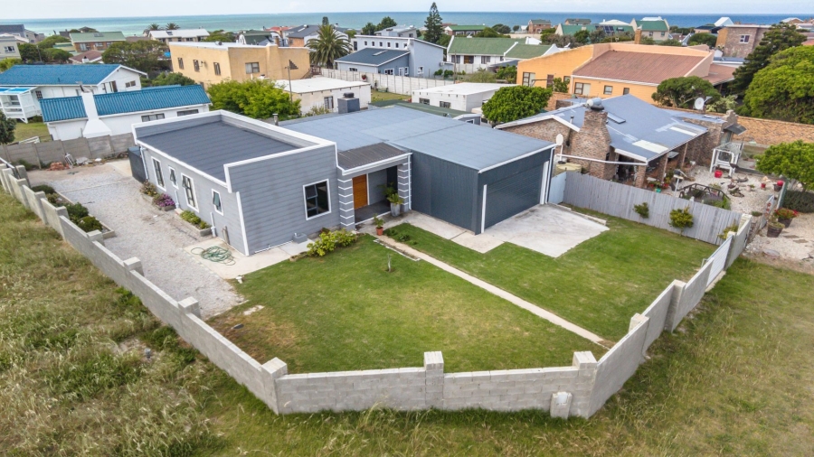 2 Bedroom Property for Sale in Franskraal Western Cape